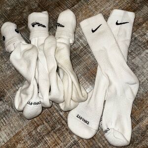 White Nike Dri-Fit Cushioned Crew Socks